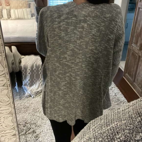 Sadie and Sage Heather Gray Knit Open-Front Cardigan - Size S - Picture 4 of 11